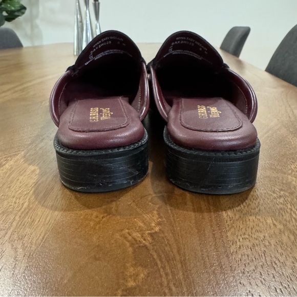 G.H. Bass & Co. Wynn Burgundy Loafers - Picture 5 of 10